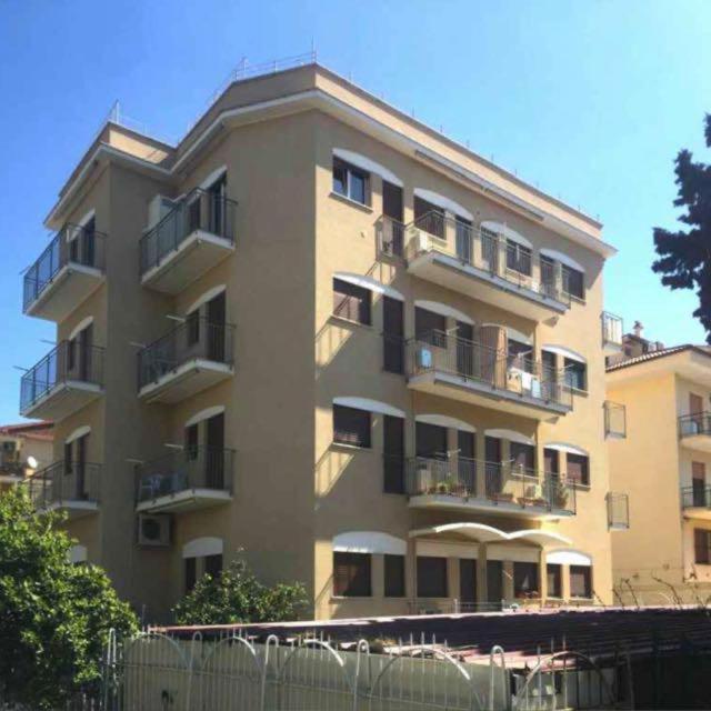 Casa Mediterranea: Appartamento Vista Mare A Soli 200M Dalla Spiaggia スペルロンガ エクステリア 写真